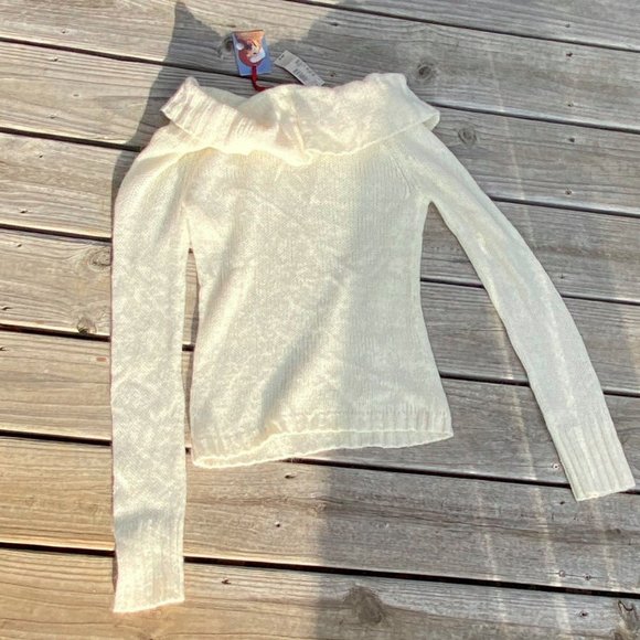 American Eagle Outfitters Cream Wide Neck Collar w/Flower Sweater Size XL NWT - Picture 8 of 11
